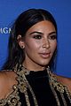 kim kardashian attends party in vegas after travel trouble 07