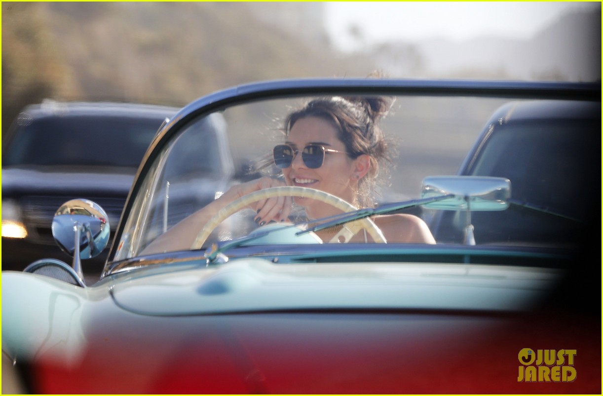 kendall jenner hangs brother rob classic car 103639163