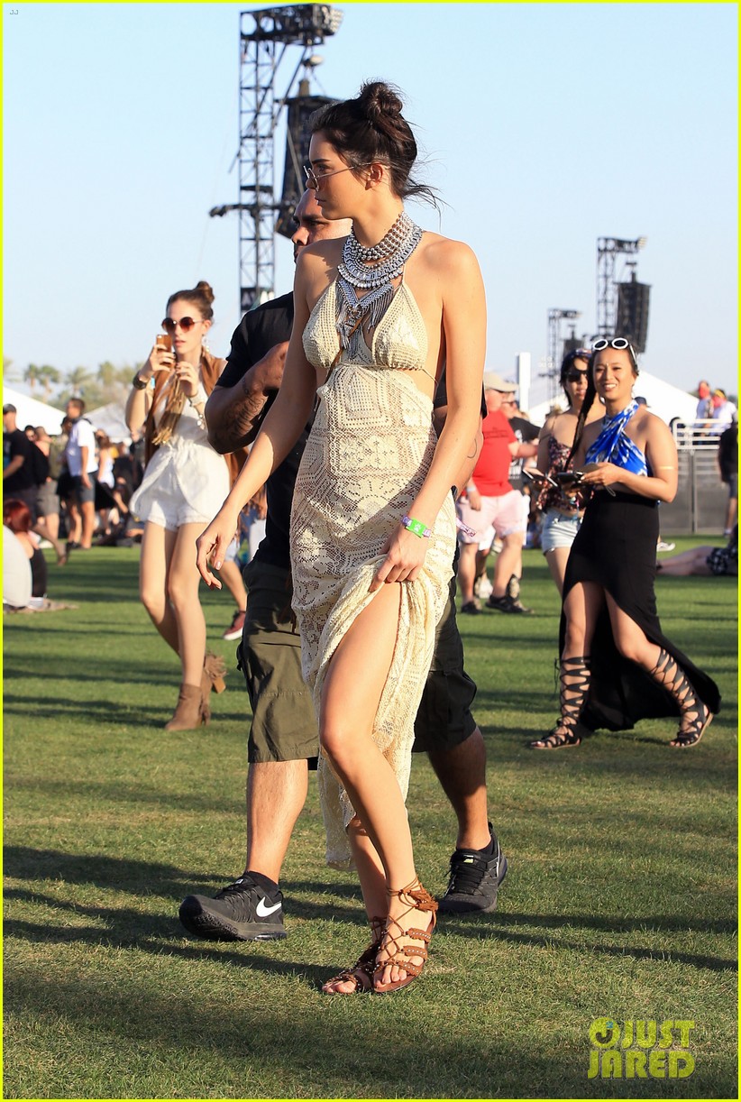 kendall kylie jenner stop by coachella day one 293632515