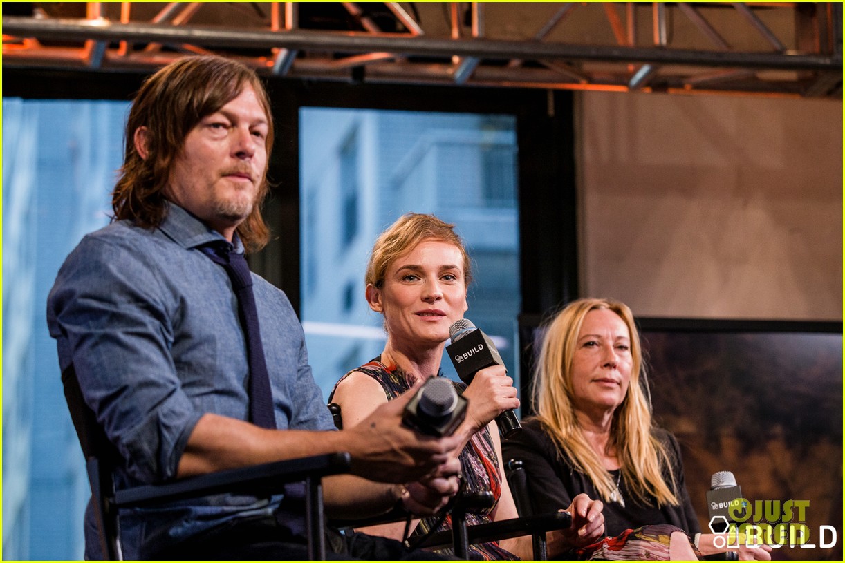 diane kruger is red hot at sky premiere with norman reedus 283631448