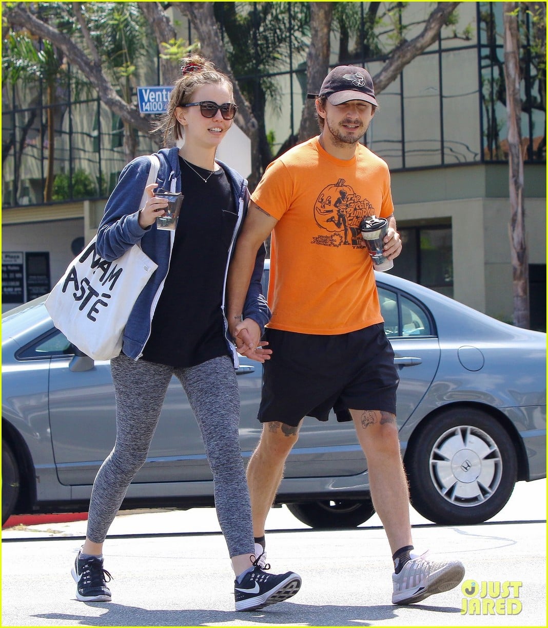 Shia Labeouf Calls Man Who Was Punched For Looking Like Him Photo