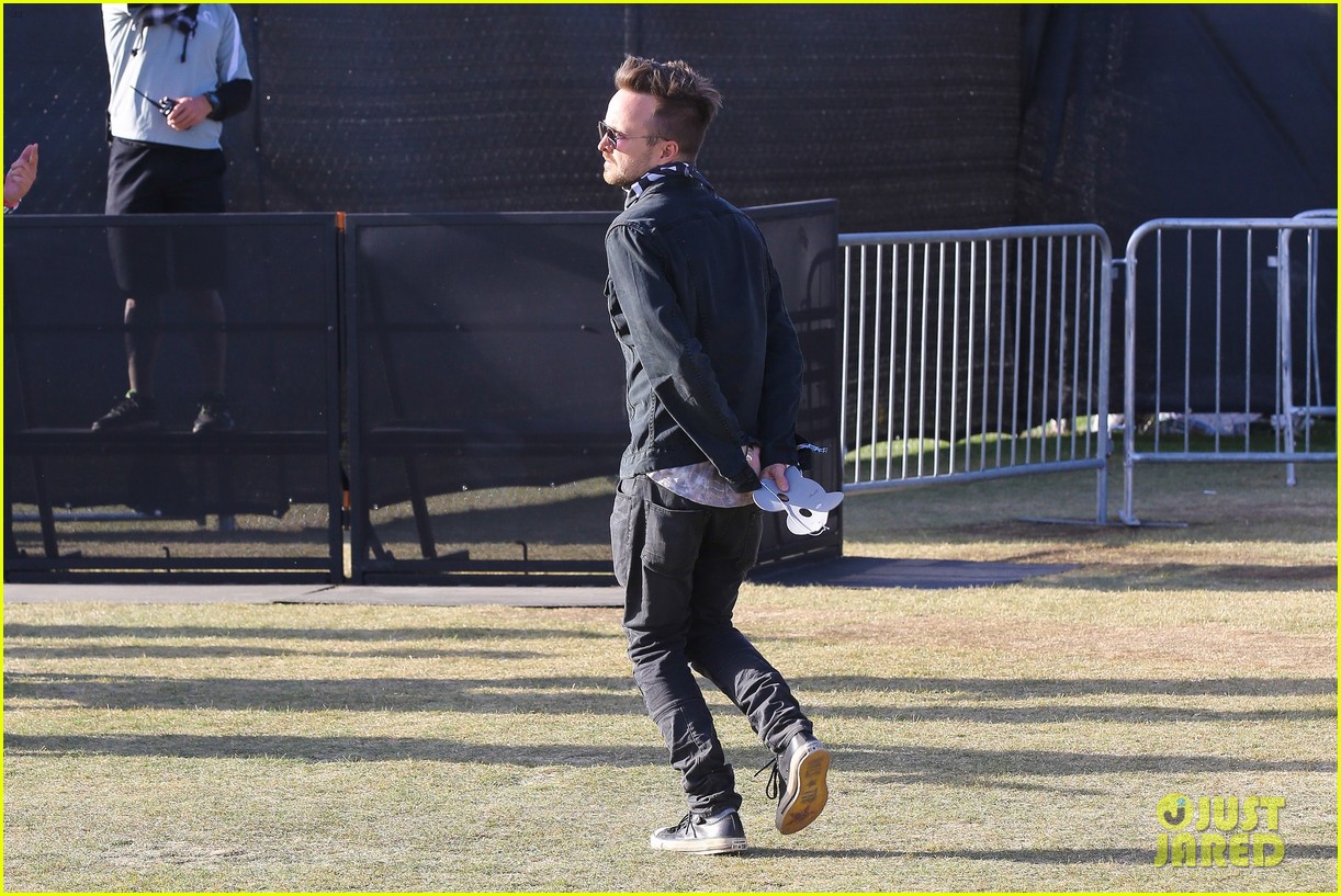 jared leto aaron paul check out day 1 of coachella 2016 11