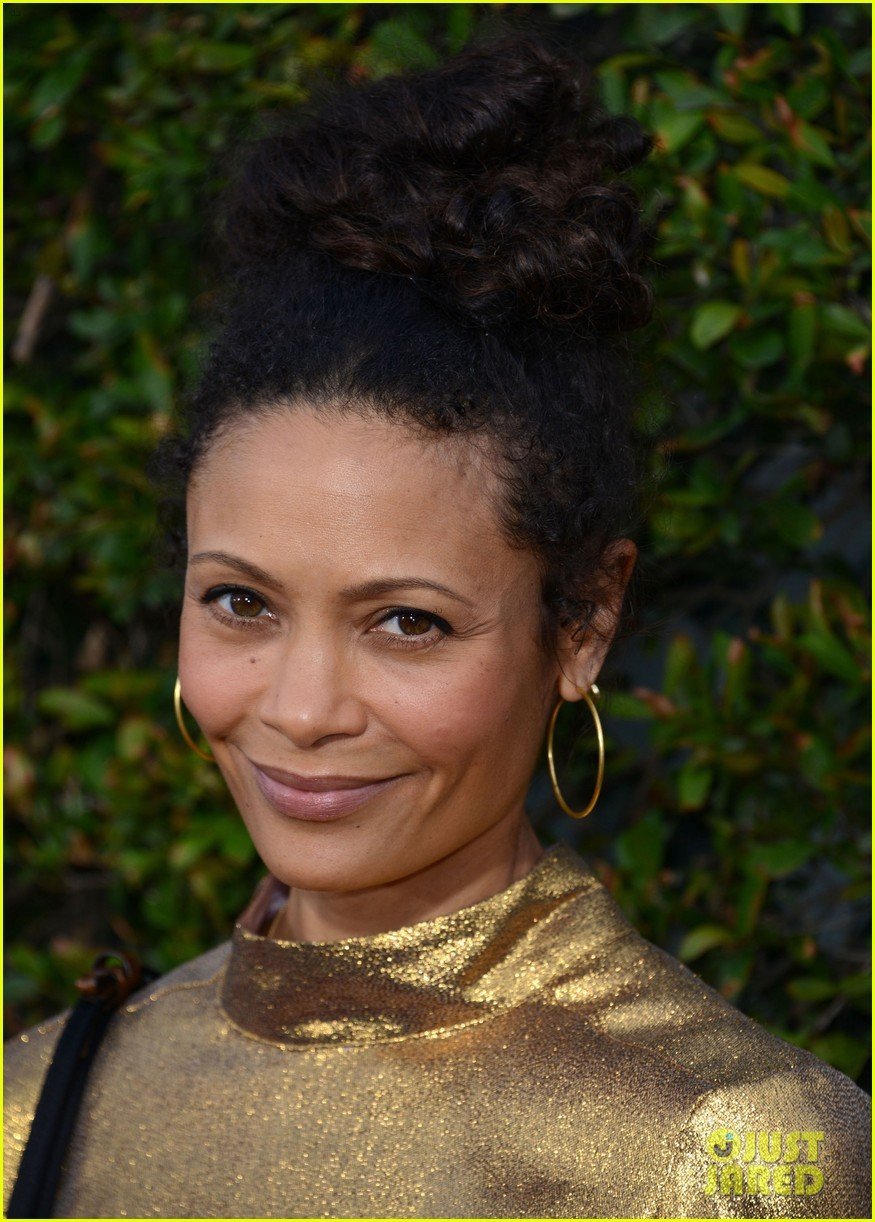 thandie newton makes it a family affair at wizarding world of harry potter opening 11