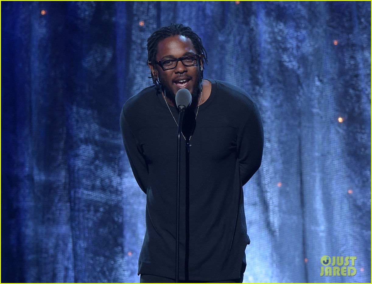 kendrick lamar inducts nwa into rock roll hall of fame 06
