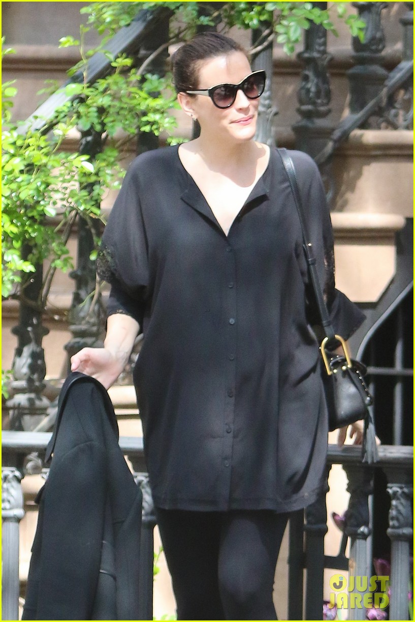liv tyler shows off baby bump while out and about 123640131