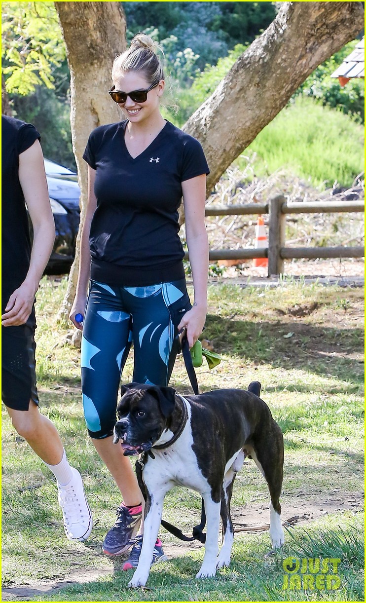 kate upton hikes with her dog 12