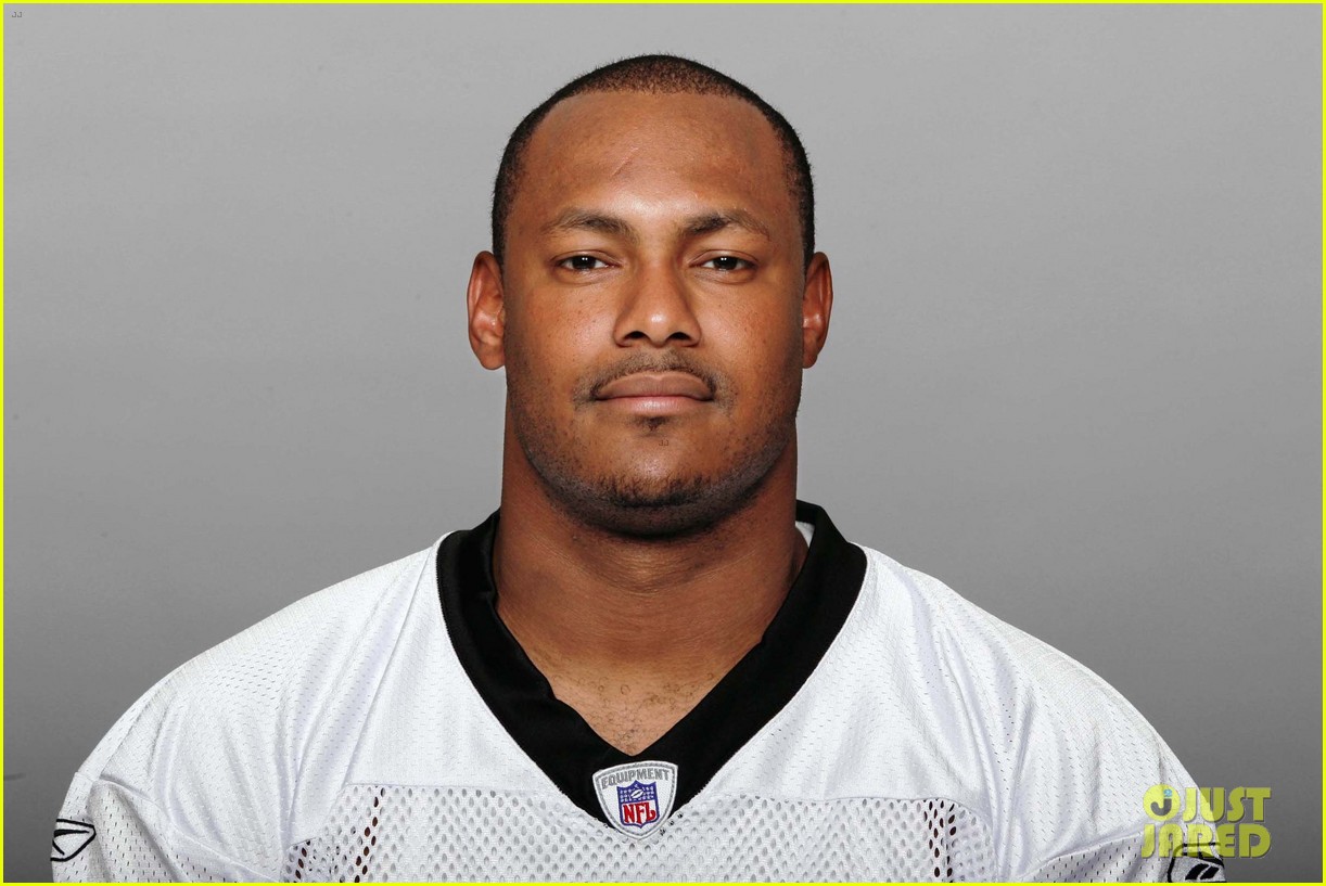 Former New Orleans Saints Player Will Smith Shot & Killed Photo