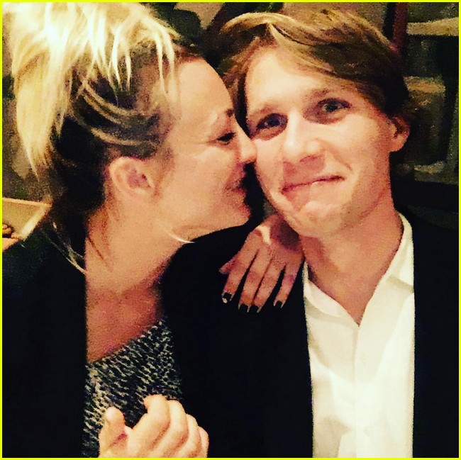 kaley cuoco kisses boyfriend karl cook for everyone to see 043661179