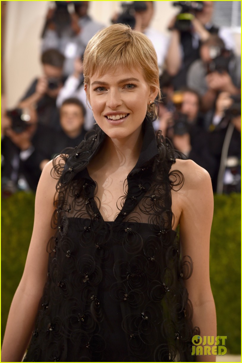 Anna Ewers, Fei Fei Sun & Louise Parker Arrive at Met Gala 2016: Photo  3646015 | 2016 Met Gala, Anna Ewers, Fei Fei Sun, Jason Wu, Louise Parker,  Met Gala Photos | Just Jared: Entertainment News