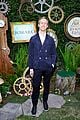 anne hathaway gets adam shulman support at alice event 04