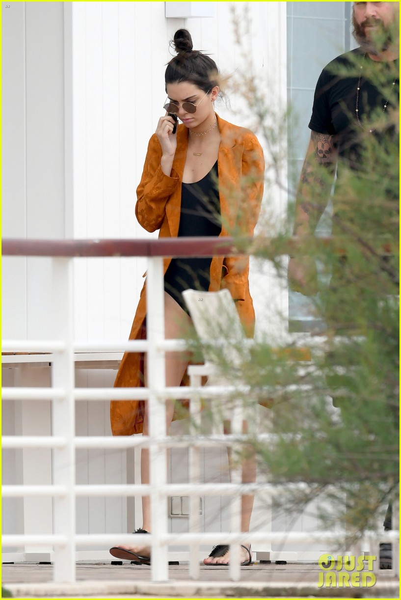 kendall jenner hangs at her hotel in cannes 123654912
