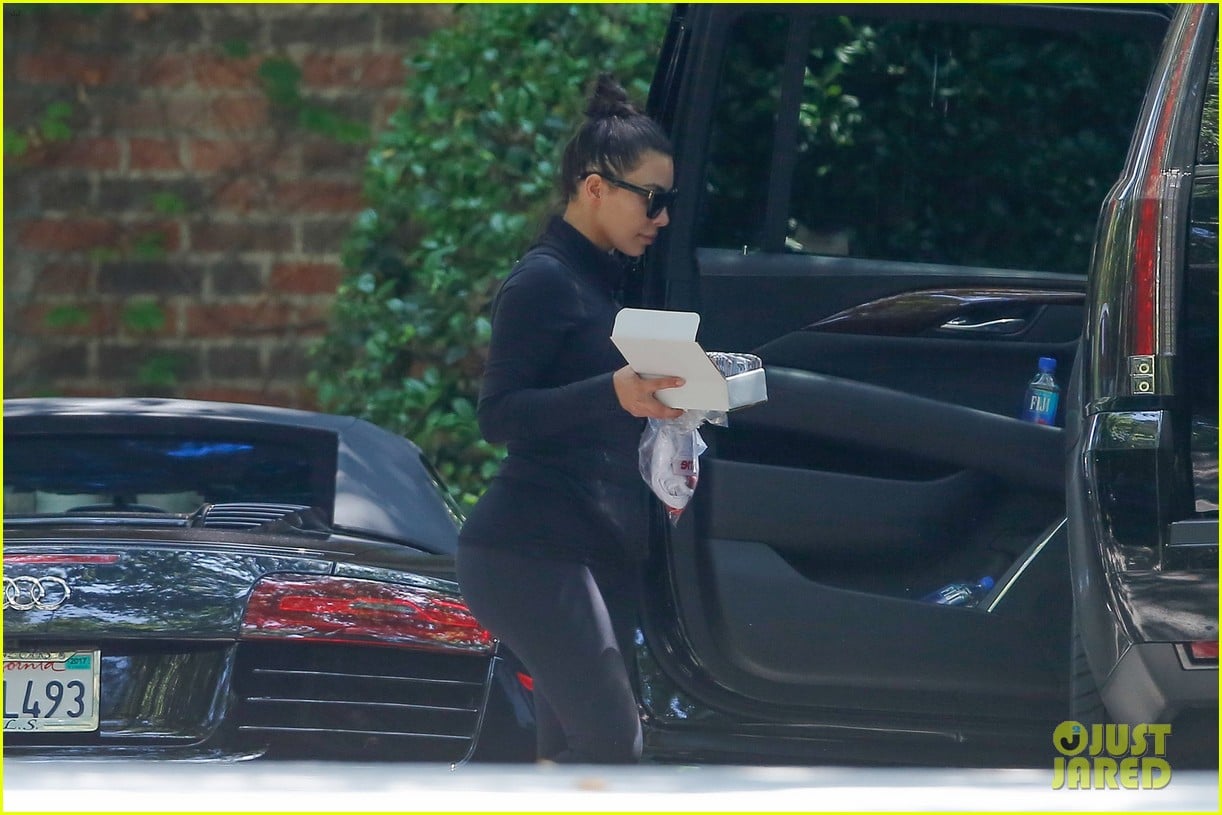 North West & Penelope Disick are Adorable Salsa Dancers Photo 3667168