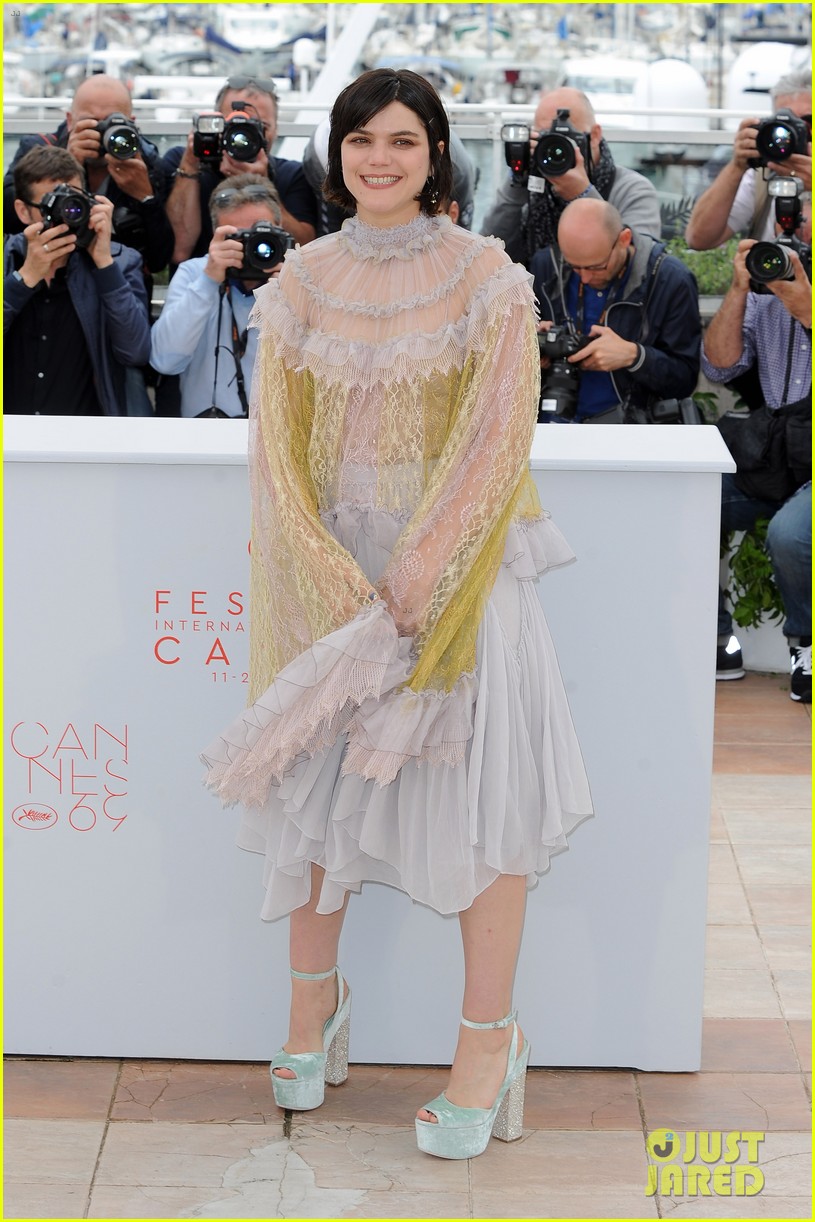 lily rose depp brings the dancer to cannes 52