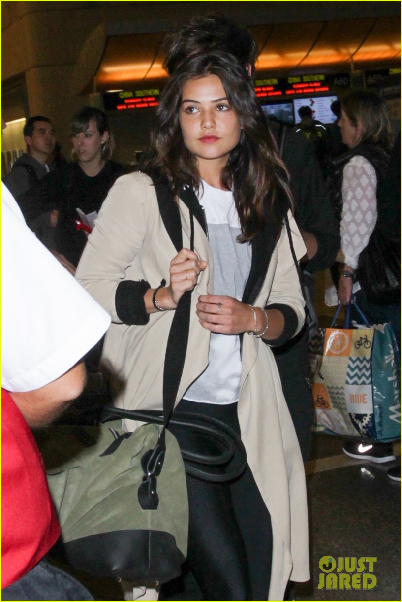 louis tomlinson danielle campbell hold hands lax 043664888