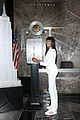 naomi campbell shows her support for red nose day at empire state building 08