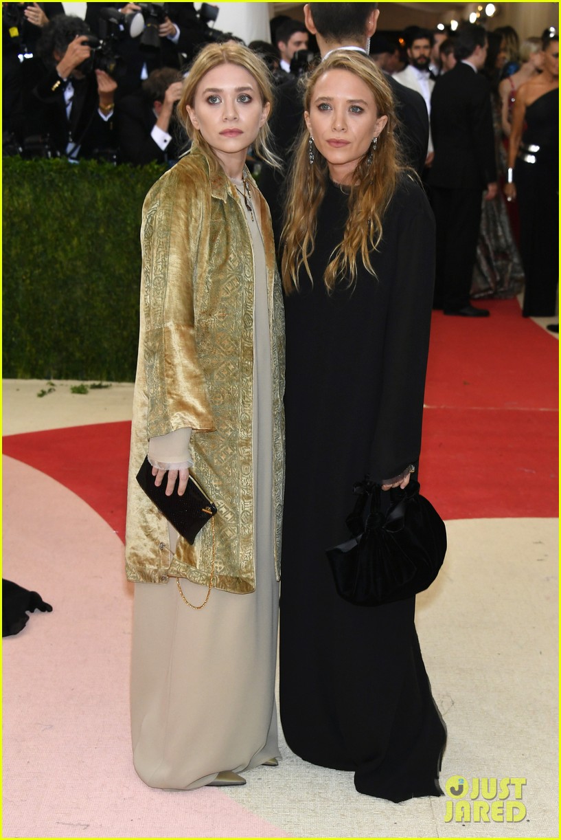 MaryKate & Ashley Olsen Attend Met Gala 2016 Together Photo 3646240