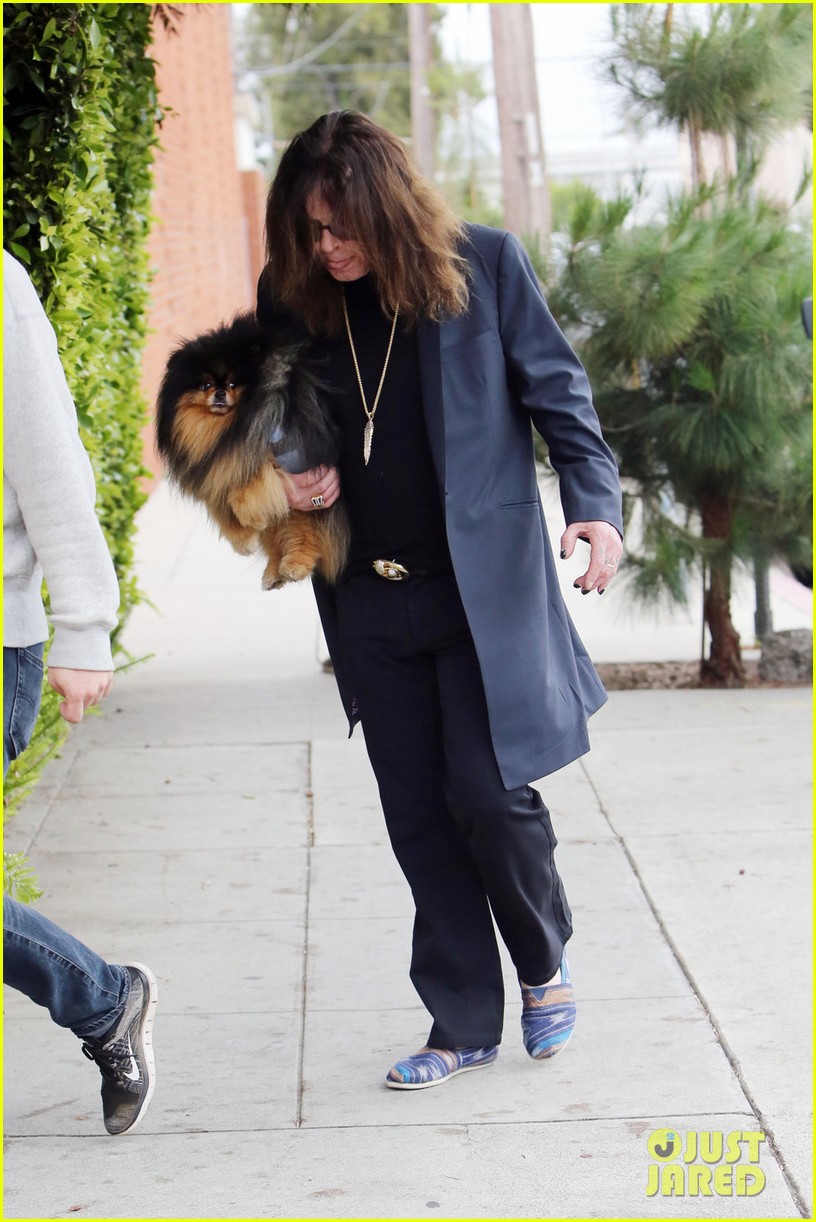 ozzy osbourne spotted after reports hed gone missing 043651087
