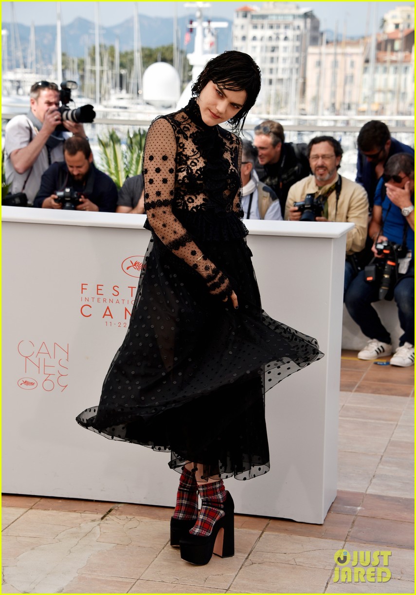 soko the stopover photocall cannes 063660001