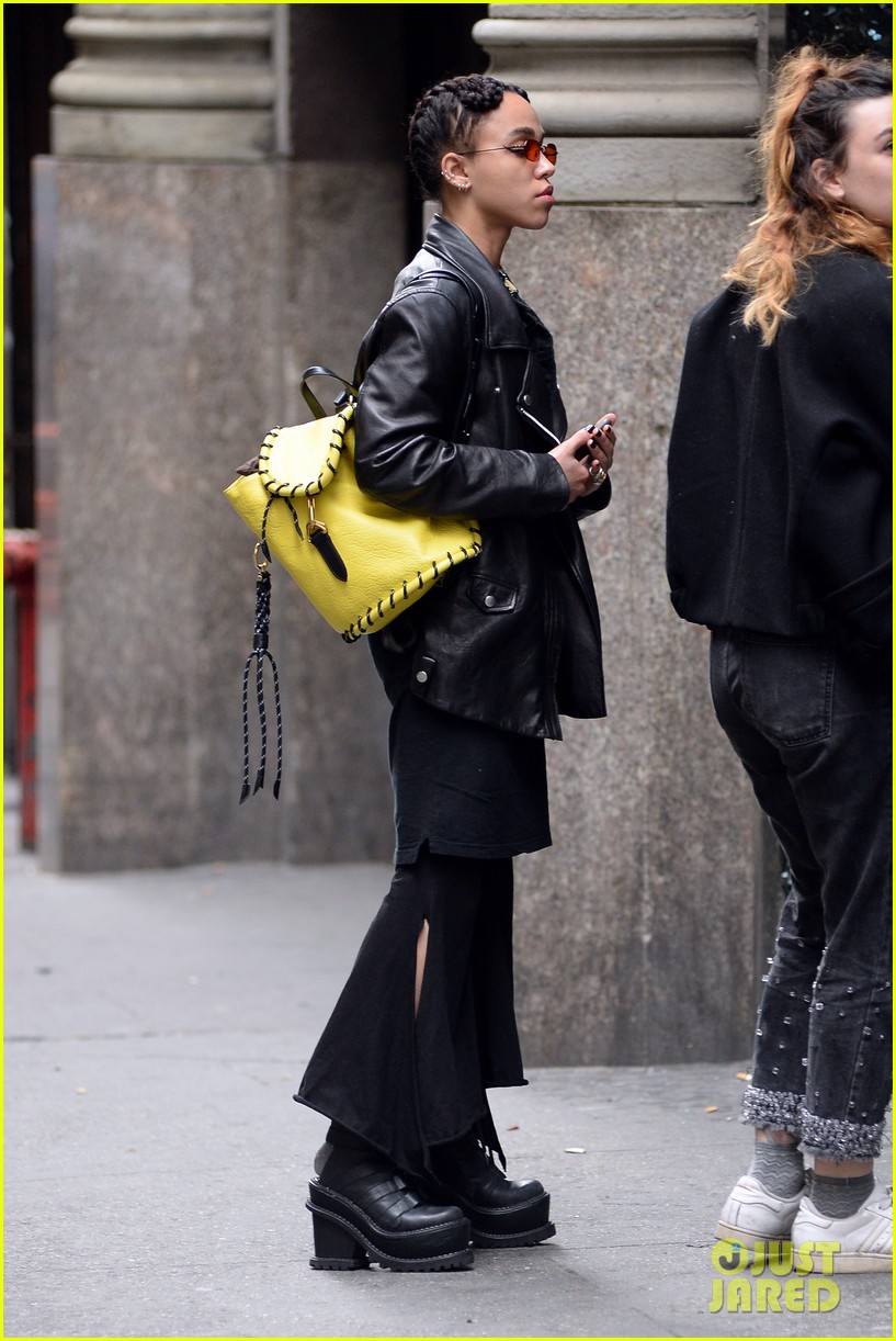 fka twigs leaves ny after met 053648270