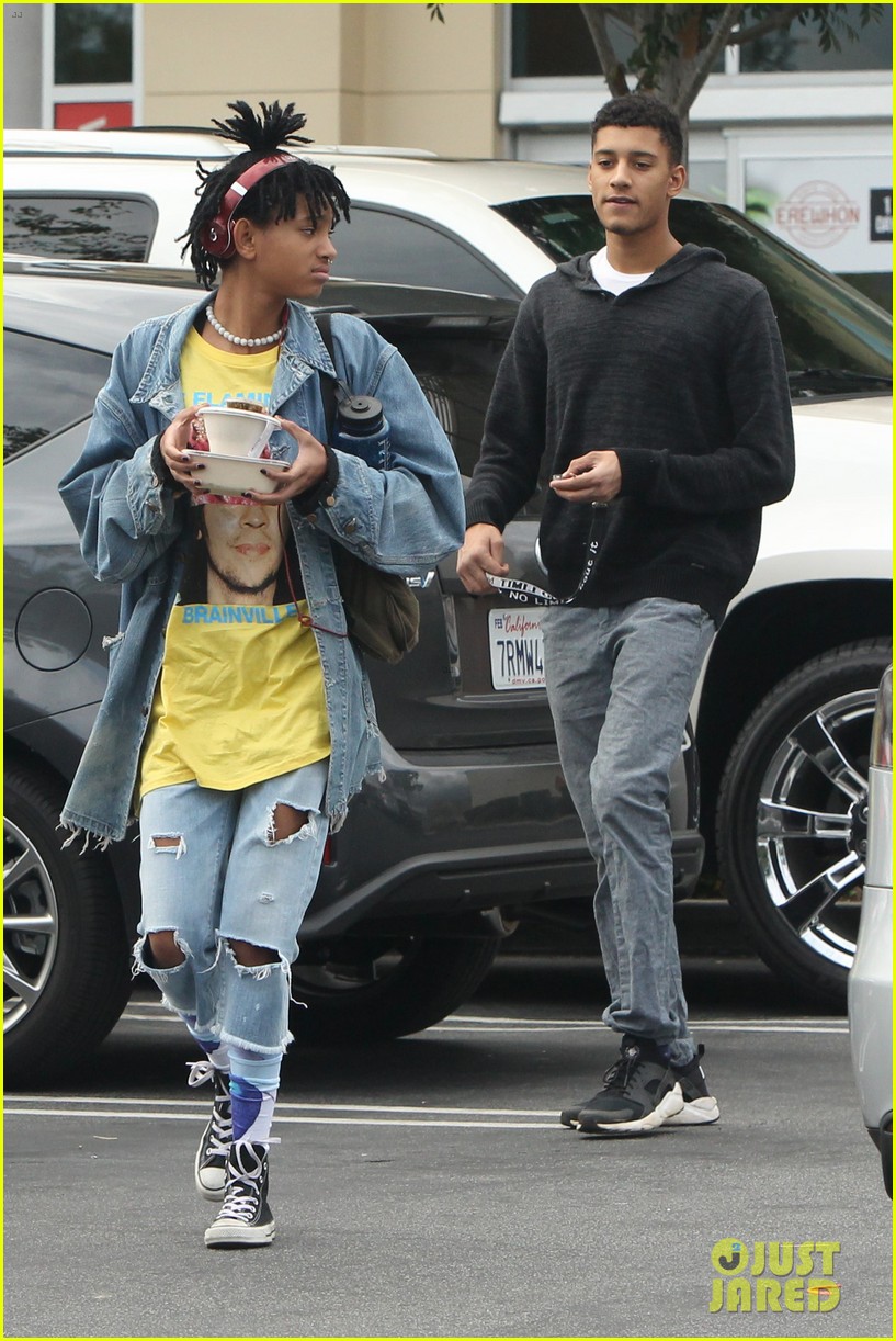 willow and jaden smith send mothers day message to jada 013649486