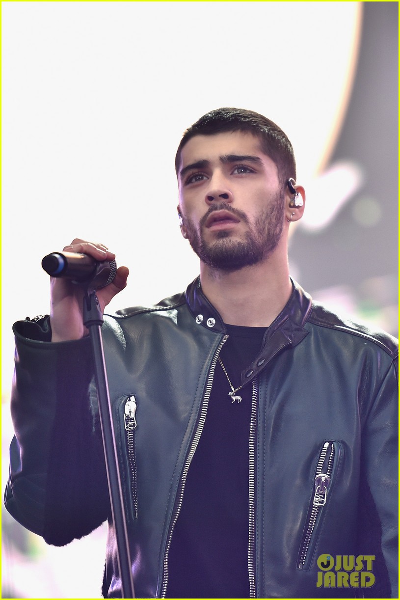 Zayn Malik Sings 'Like I Would' \u0026 More at Wango Tango 2016: Photo 3656241 | Zayn  Malik Photos | Just Jared: Entertainment News, image size:815x1222