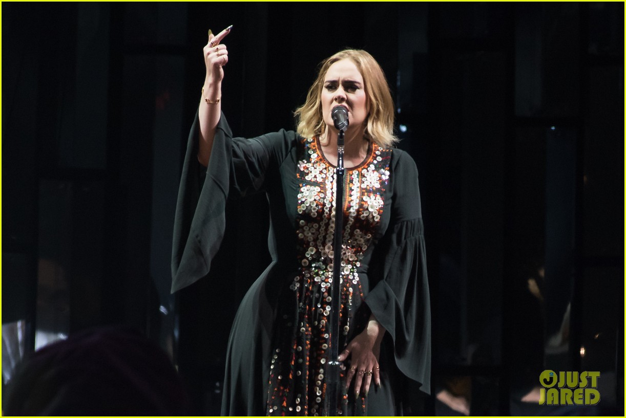 Adele Celebrates Pride at Glastonbury Festival 2016 Photo 3692236