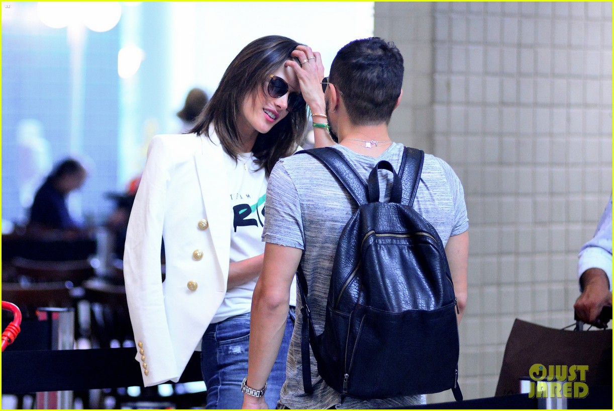 alessandra ambrosio flies out of brazil 193670749