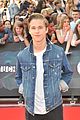 singer ryan beatty comes out as gay 08
