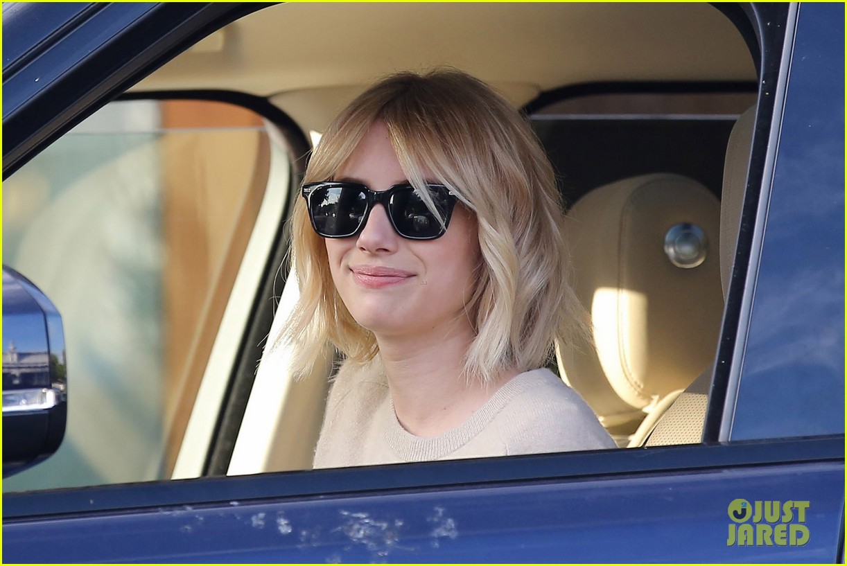 emma roberts back to blonde for scream queens 043679471