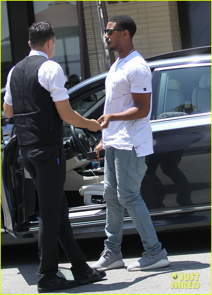 michael b jordan steps out for lunch 08