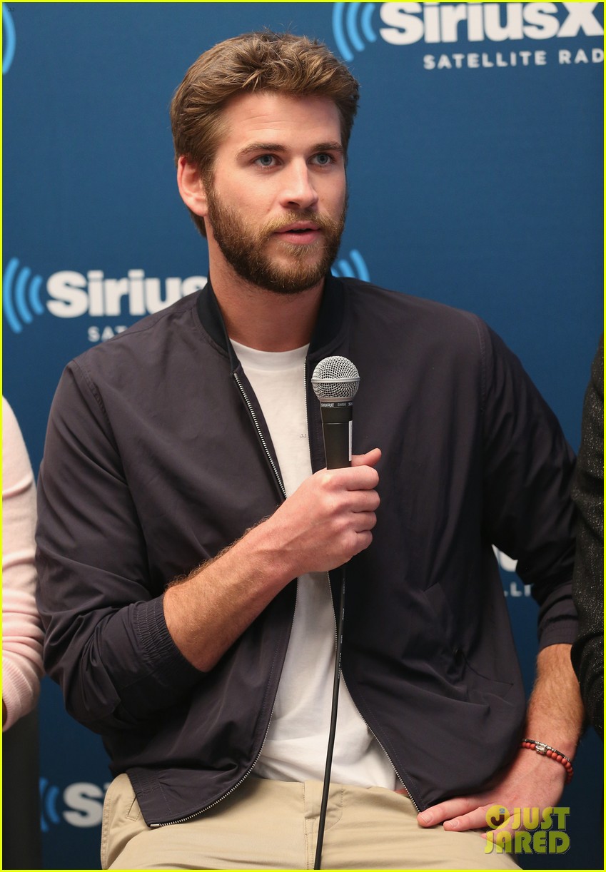 liam hemsworth promotes independence day after date night with miley cyrus 473683357