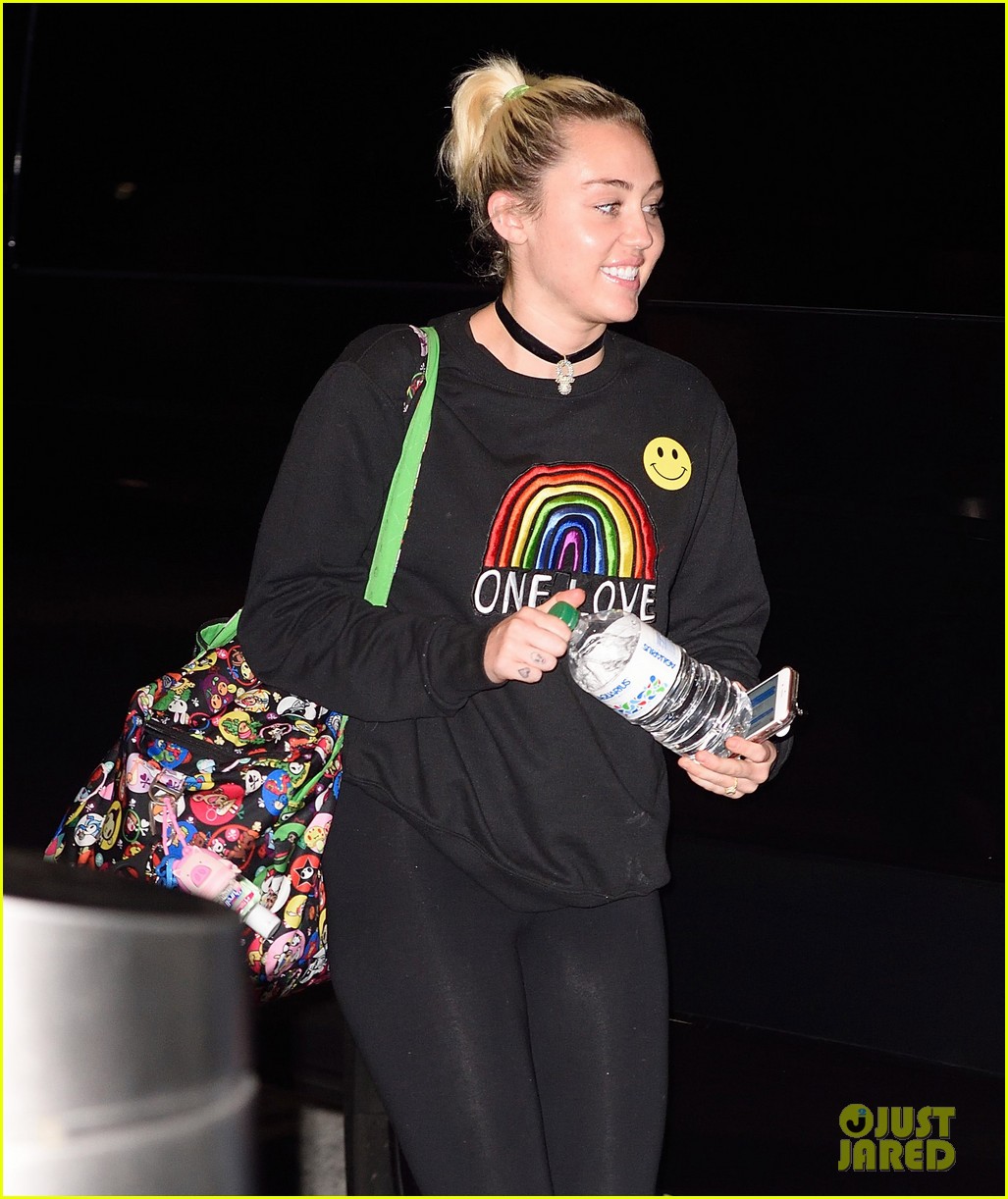 miley cyrus likes dad billy rays new cmt show 033679569