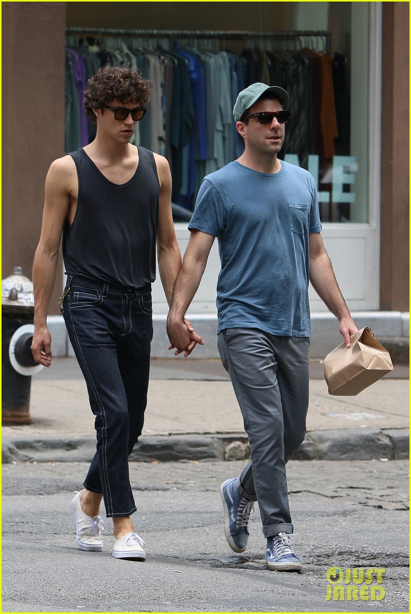 Zachary Quinto & Miles McMillan Stroll Around NYC: Photo 3679938 ...