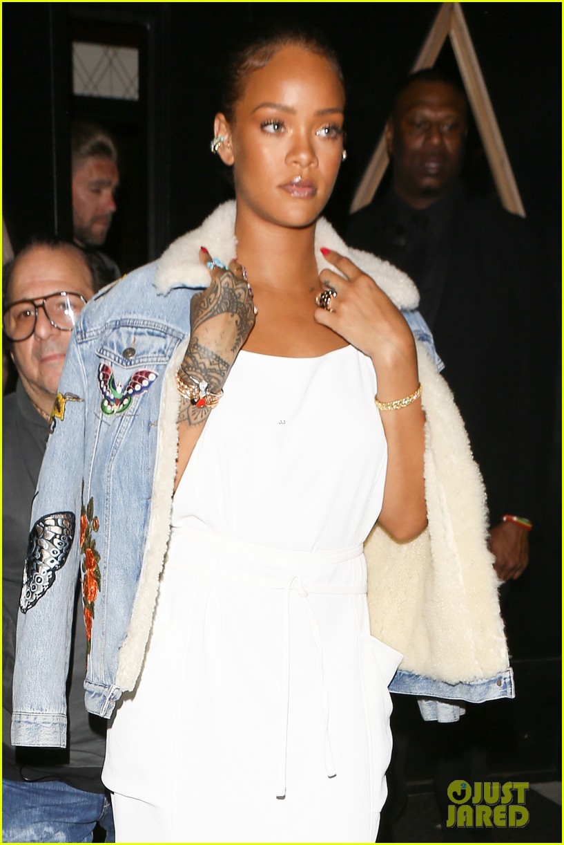 Rihanna Responds to Obama SlowJamming to 'Work' Photo 3679442(01)