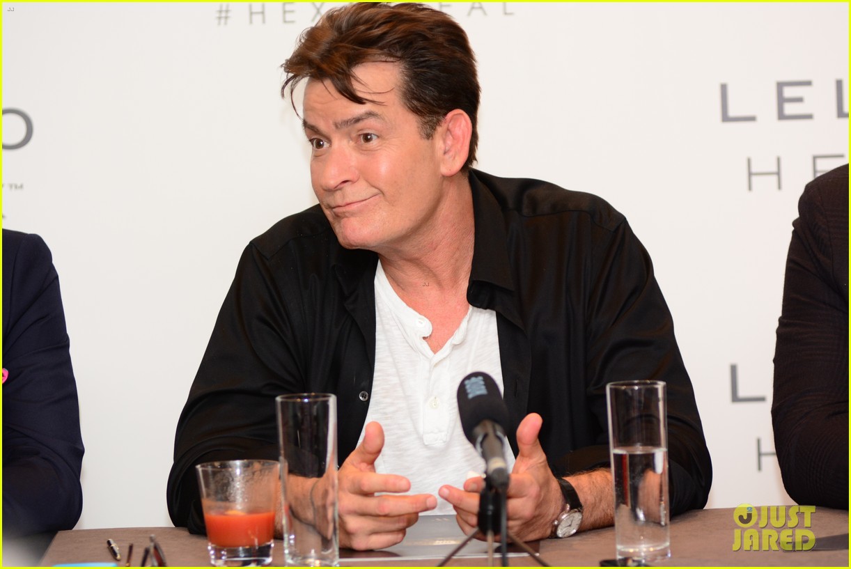 Charlie Sheen Brand Ambassador For LELO HEX Condoms! Photo(02)