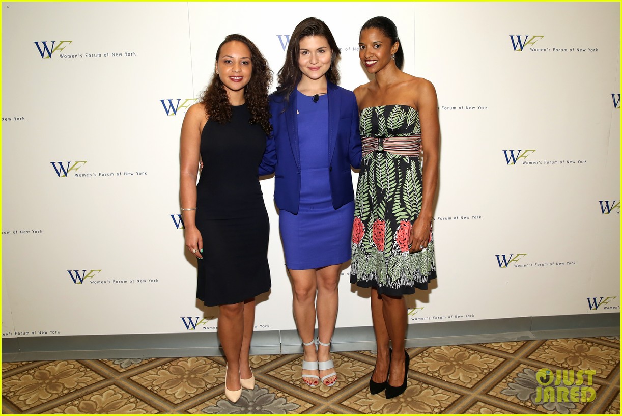 hamilton phillipa soo gets support from schuyler sisters at elly awards 133688125