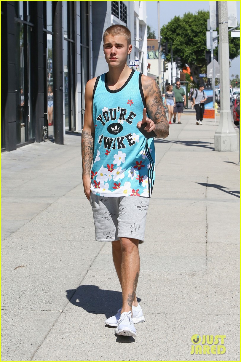 justin bieber lunch ralphs west hollywood 063717485