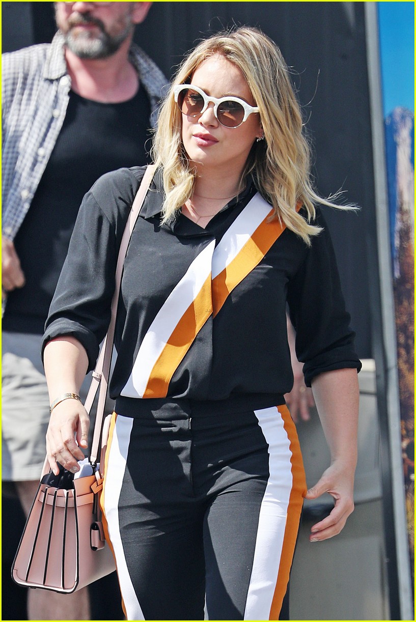 hilary duff films younger in same outfit as cheryl 06