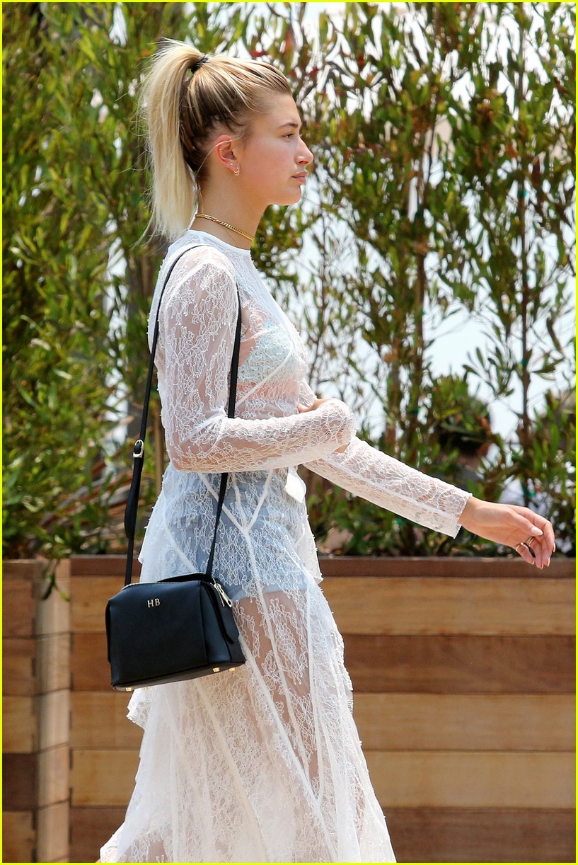 Hailey Baldwin Has a Pool Day With Kylie Jenner Photo 3717558 Kylie