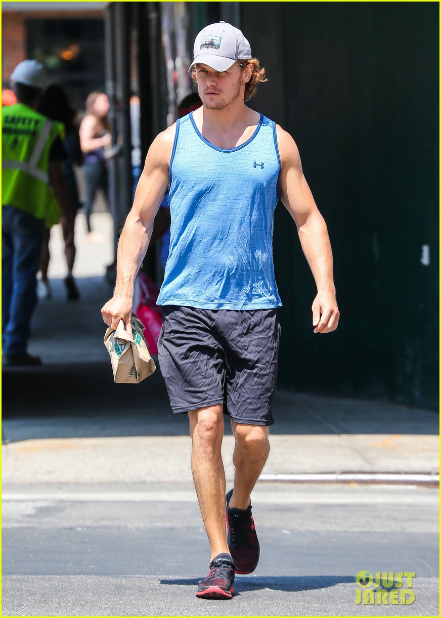 sam heughan works out in nyc 133712760