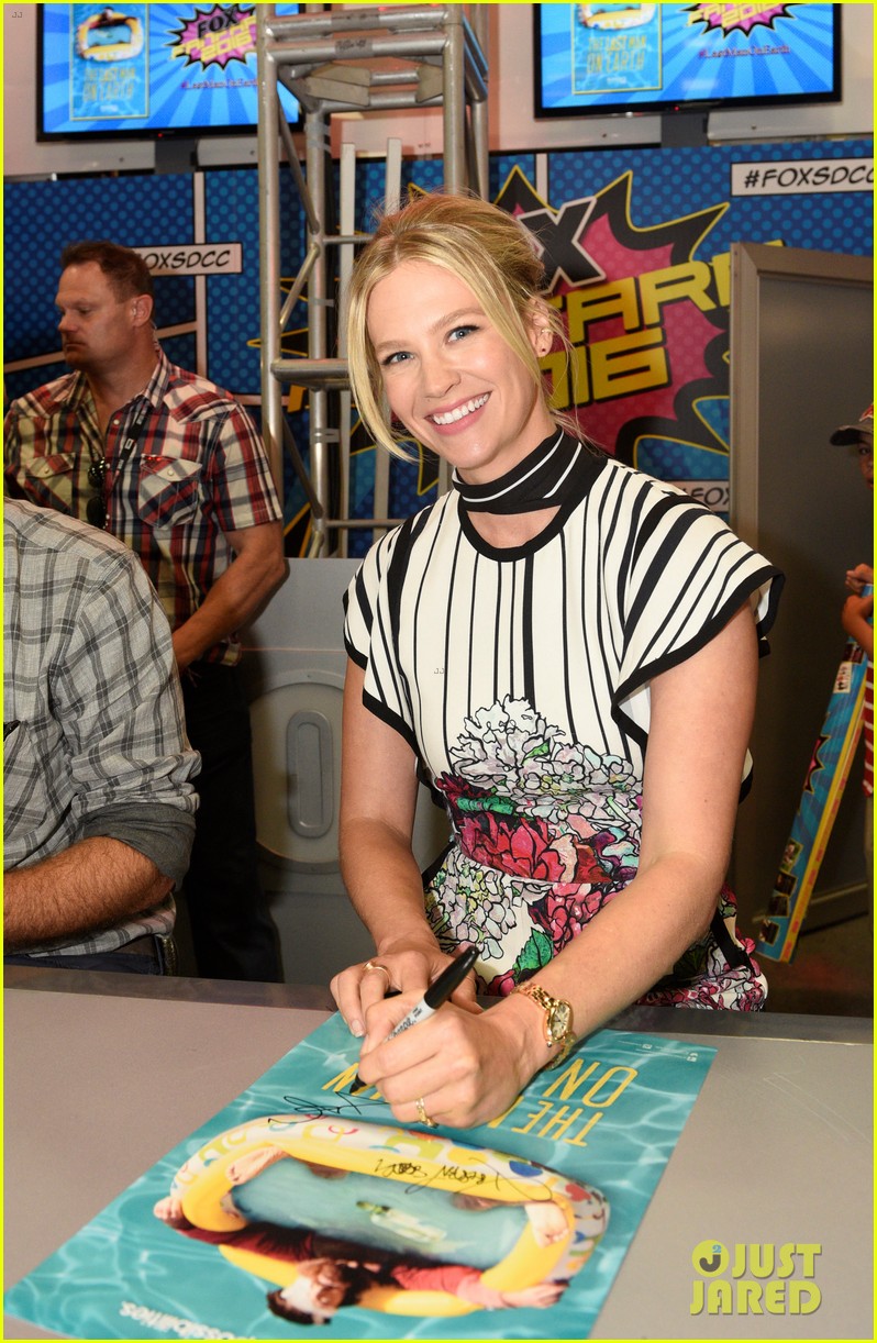 january jones other fox stars promote shows at comic con 35