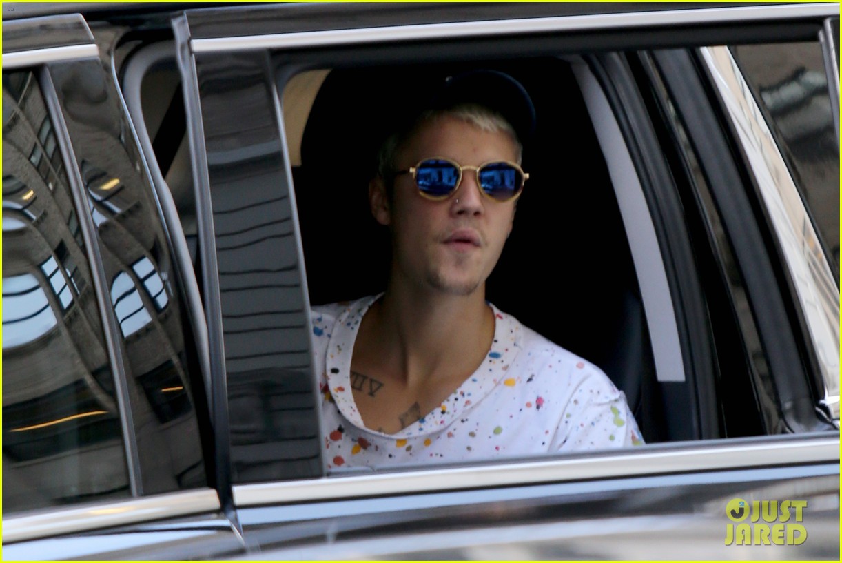 justin bieber rented an entire movie theater after his nyc show 063711034