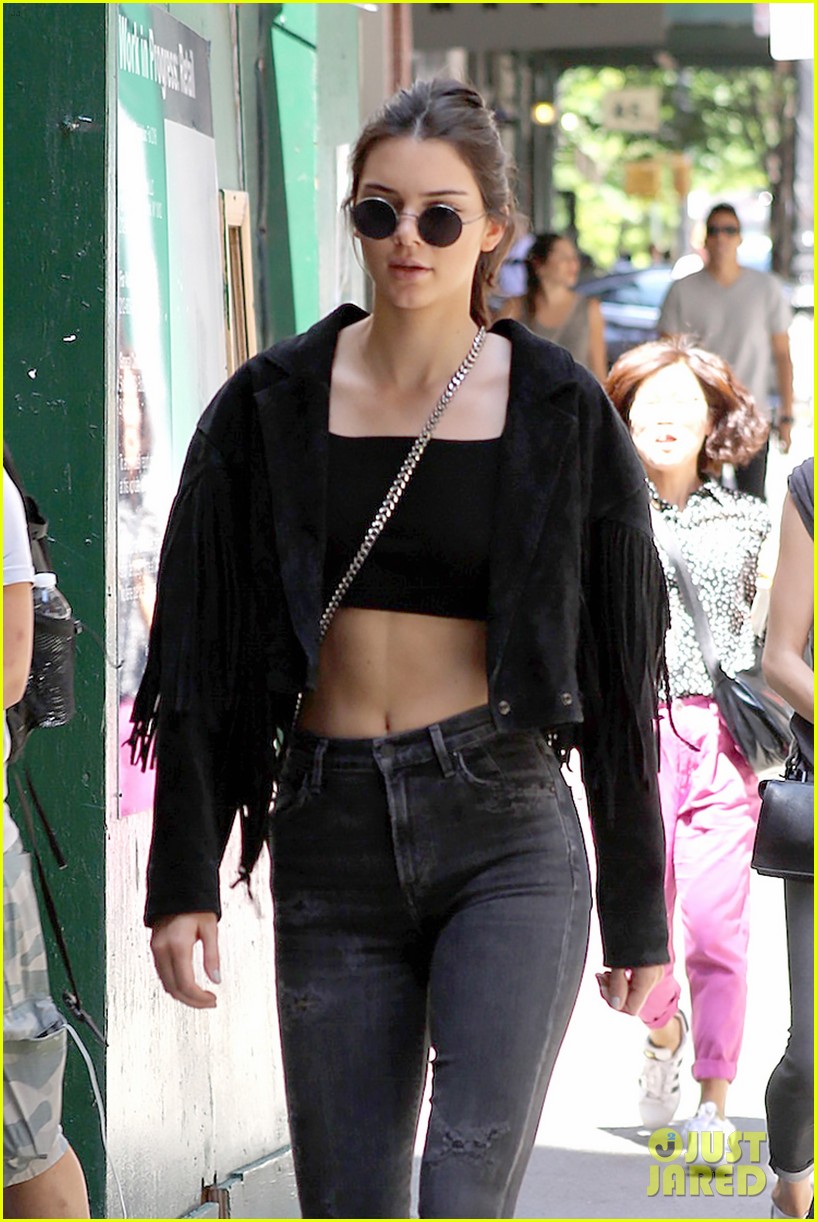kendall jenner steps out for a day in nyc 073703912