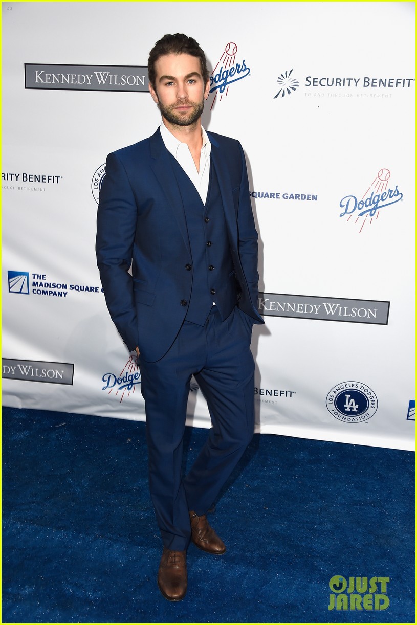 lea michele taylor lautner chace crawford dodgers fdn gala 043720789