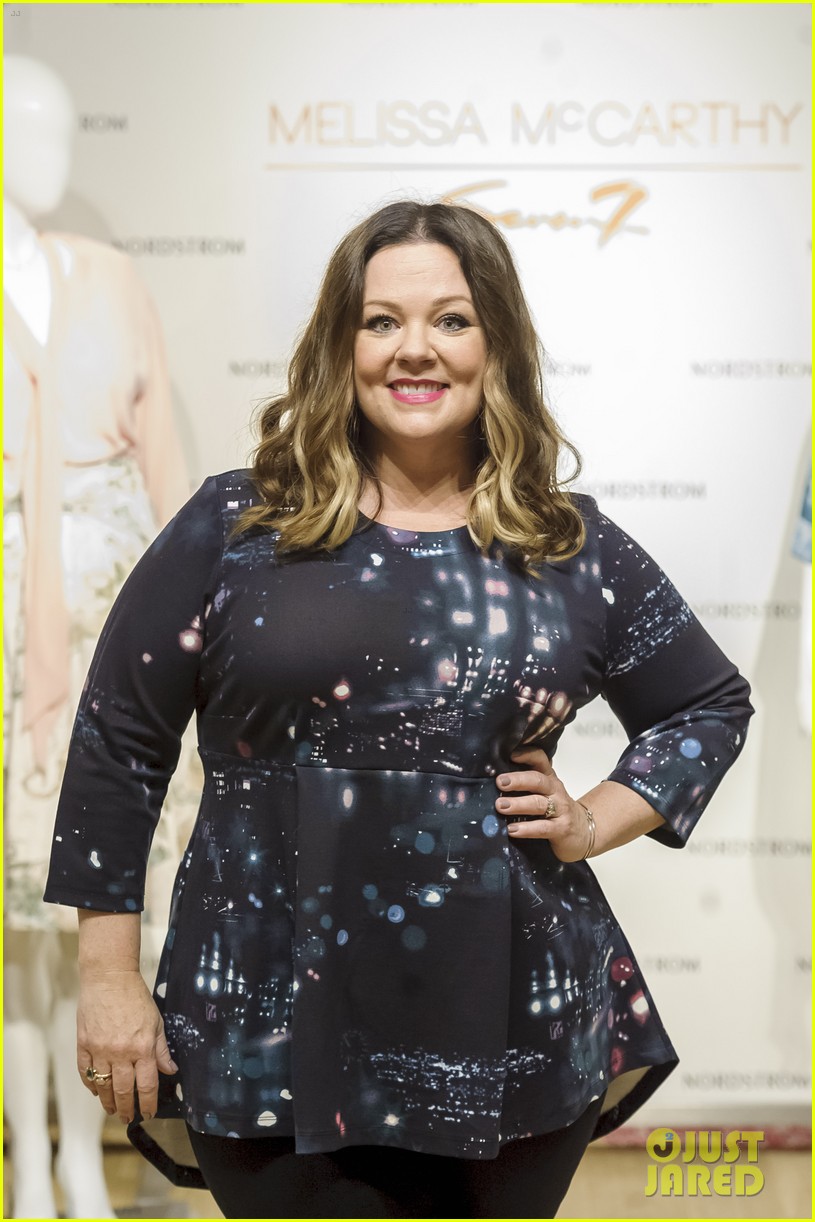 Melissa McCarthy Discusses Her Fashion Line with Chelsea Handler Photo
