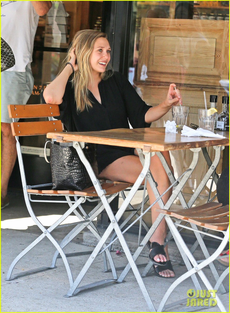 elizabeth olsen chats it up on her lunch date 193721244