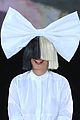 sia admits to crying in dressing room before gma performance 01