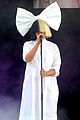 sia admits to crying in dressing room before gma performance 06