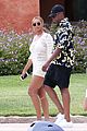 beyonce jay z hold hands boat italy 03