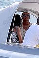 beyonce jay z hold hands boat italy 04